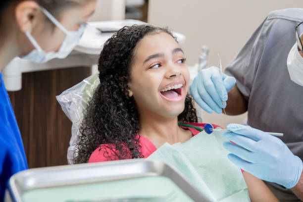 Best Cracked Tooth Emergency Dentist  in Firebaugh, CA